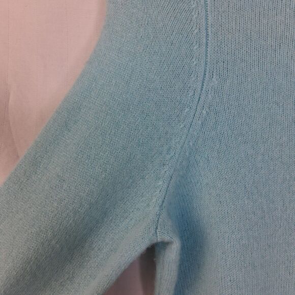 Cashmere Sweater Women's Size S Charter Club Luxury Light Blue Turtleneck - Picture 5 of 9
